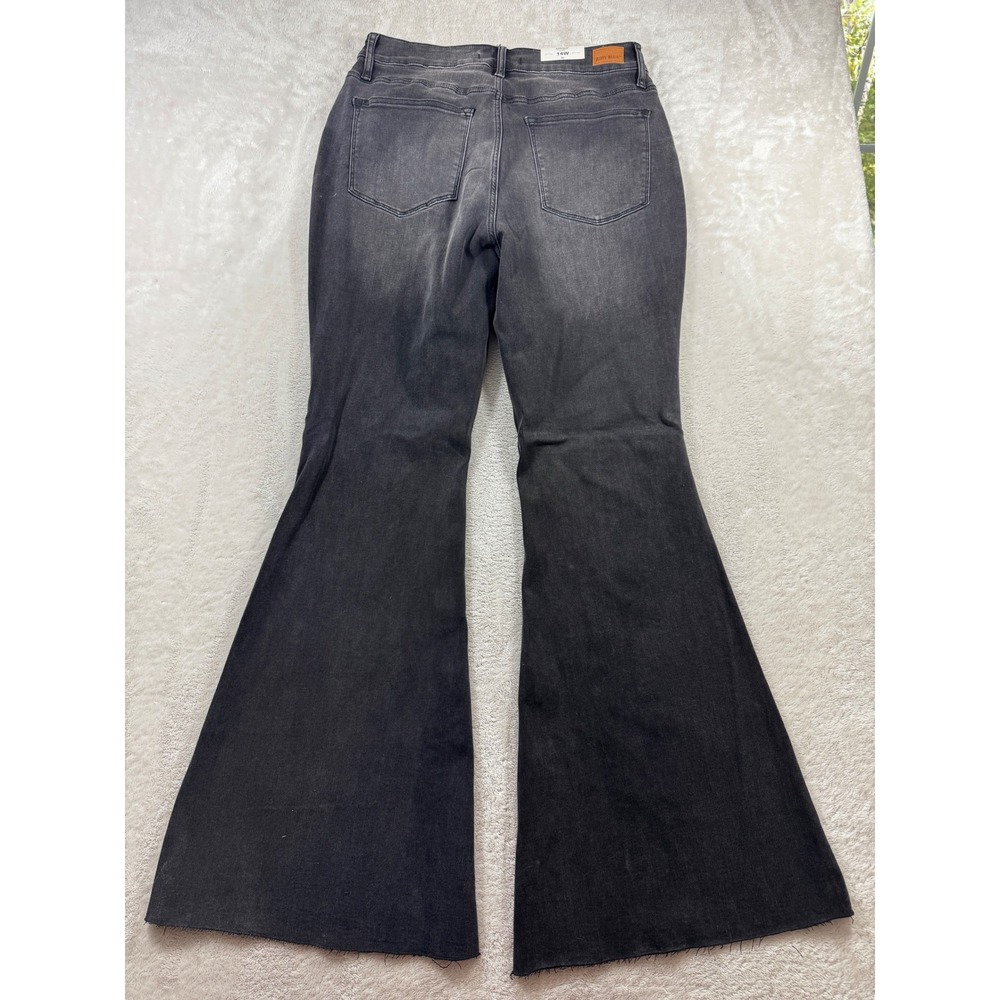 Judy Blue Womens High Rise Super Flare Black Jeans 14W Meas: 32x34 - Picture 2 of 8